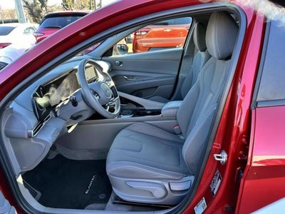 2023 Hyundai ELANTRA SEL IVT