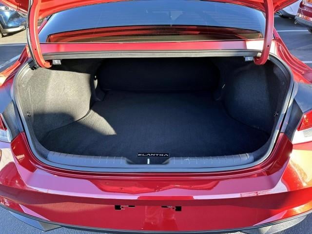 2023 Hyundai ELANTRA SEL IVT