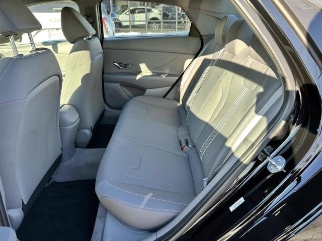 2023 Hyundai ELANTRA SEL IVT
