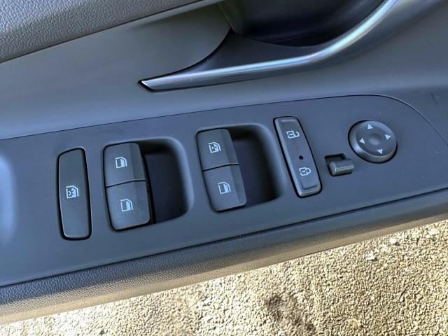 2023 Hyundai ELANTRA SEL IVT