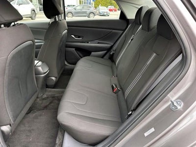 2023 Hyundai ELANTRA SEL IVT