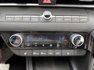 2023 Hyundai ELANTRA SEL IVT