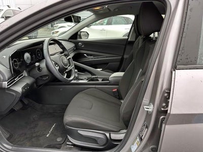 2023 Hyundai ELANTRA SEL IVT