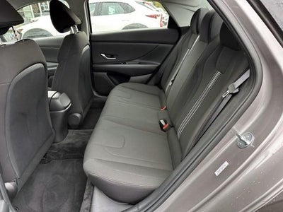 2023 Hyundai ELANTRA SEL IVT