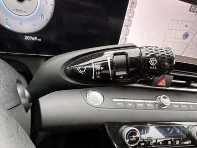 2023 Hyundai ELANTRA SEL IVT