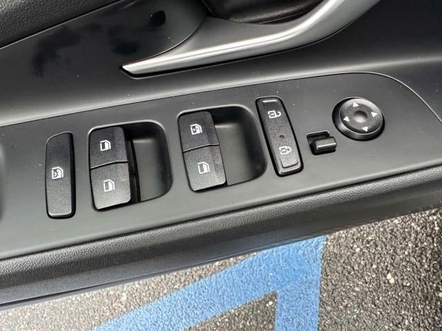 2023 Hyundai ELANTRA SEL IVT