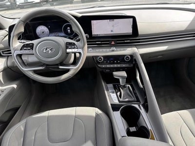 2023 Hyundai ELANTRA SEL IVT