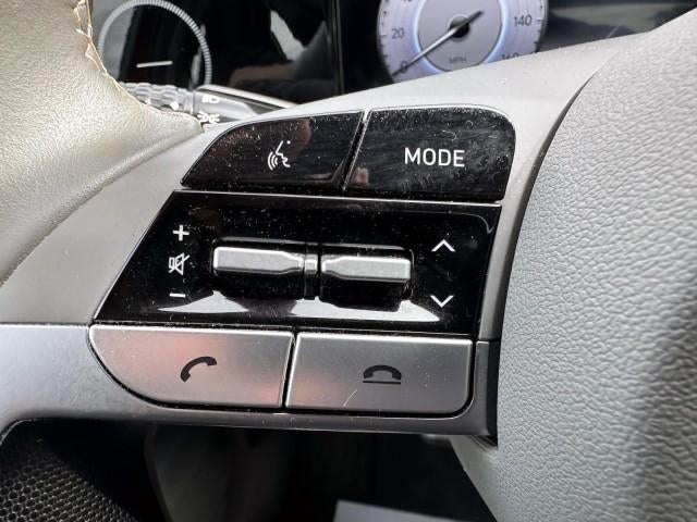 2023 Hyundai ELANTRA SEL IVT