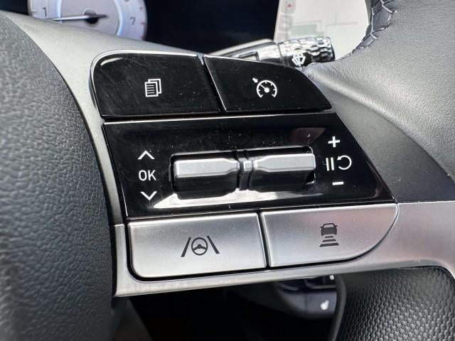 2023 Hyundai ELANTRA SEL IVT