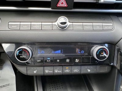 2023 Hyundai ELANTRA SEL IVT