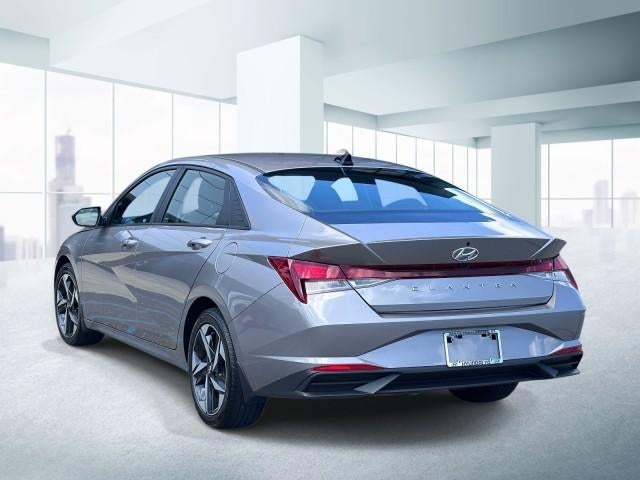 2023 Hyundai ELANTRA SEL IVT