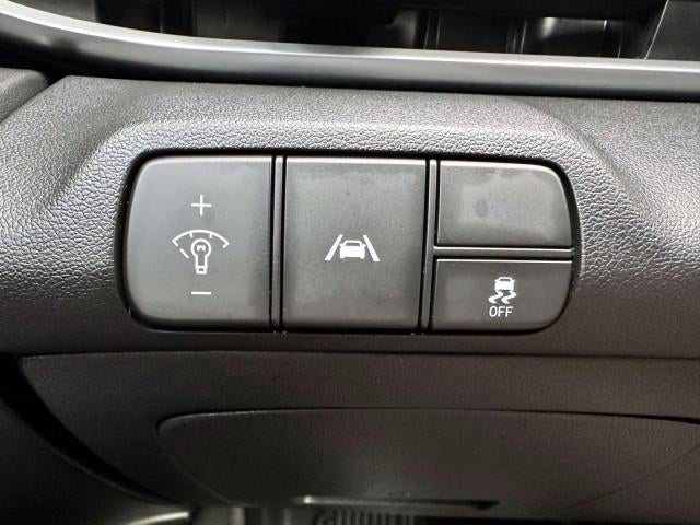 2023 Hyundai ELANTRA SEL IVT