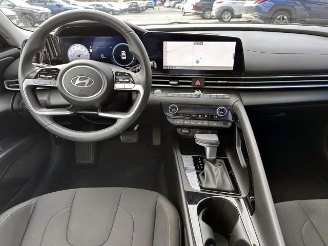 2024 Hyundai ELANTRA SEL IVT