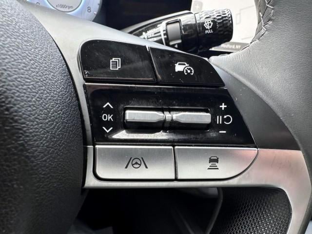 2024 Hyundai ELANTRA SEL IVT