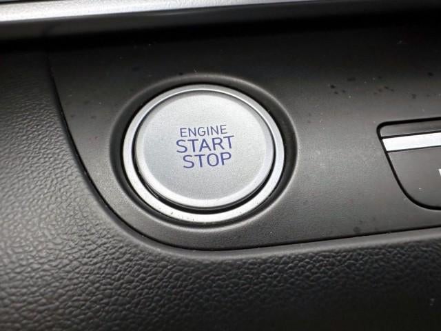 2024 Hyundai ELANTRA SEL IVT