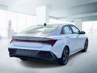 2024 Hyundai ELANTRA SEL IVT