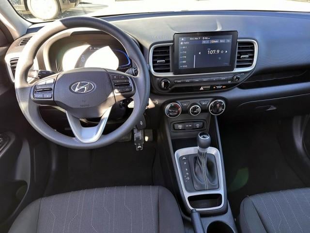 2023 Hyundai VENUE SE IVT