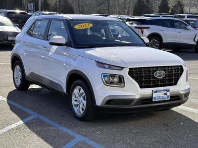 2023 Hyundai VENUE SE IVT