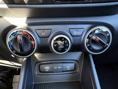 2025 Hyundai VENUE SE IVT