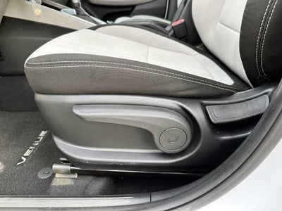 2023 Hyundai VENUE SEL IVT