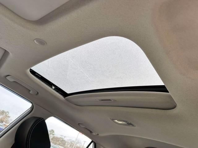 2023 Hyundai VENUE SEL IVT