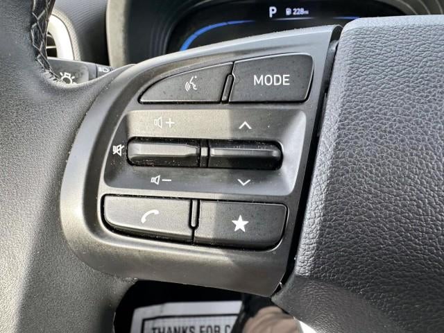 2023 Hyundai VENUE SEL IVT