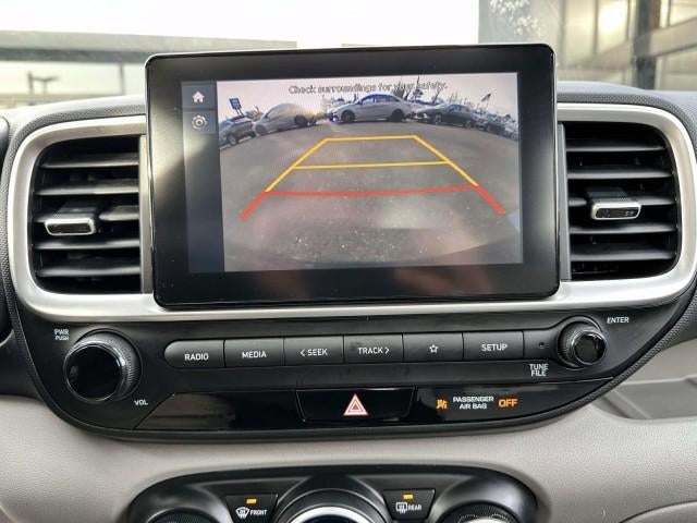 2023 Hyundai VENUE SEL IVT