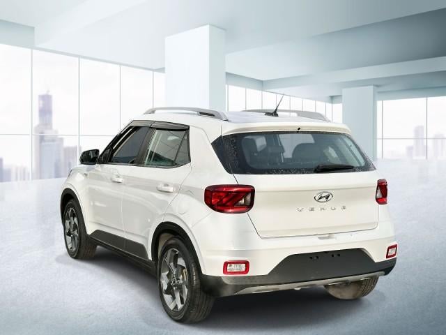 2023 Hyundai VENUE SEL IVT