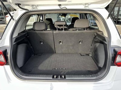 2023 Hyundai VENUE SEL IVT