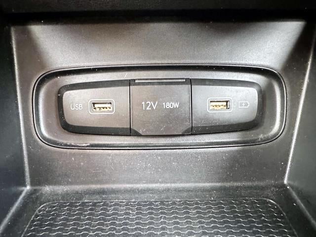 2022 Hyundai VENUE Limited IVT