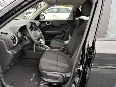 2023 Hyundai VENUE SEL IVT