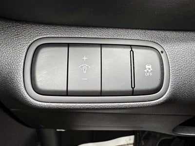 2023 Hyundai VENUE SEL IVT