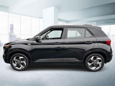 2023 Hyundai VENUE SEL IVT