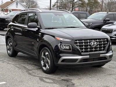 2023 Hyundai VENUE SEL IVT