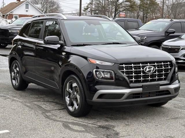 2023 Hyundai VENUE SEL IVT