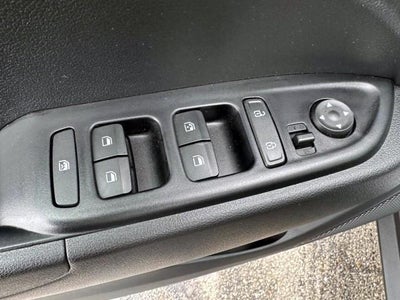 2023 Hyundai VENUE SEL IVT