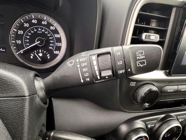 2022 Hyundai VENUE SEL IVT