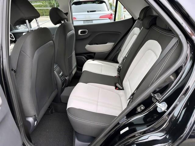 2024 Hyundai VENUE SEL IVT