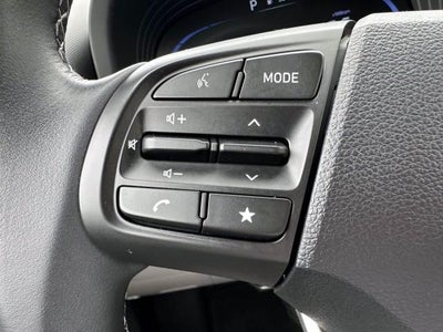 2024 Hyundai VENUE SEL IVT