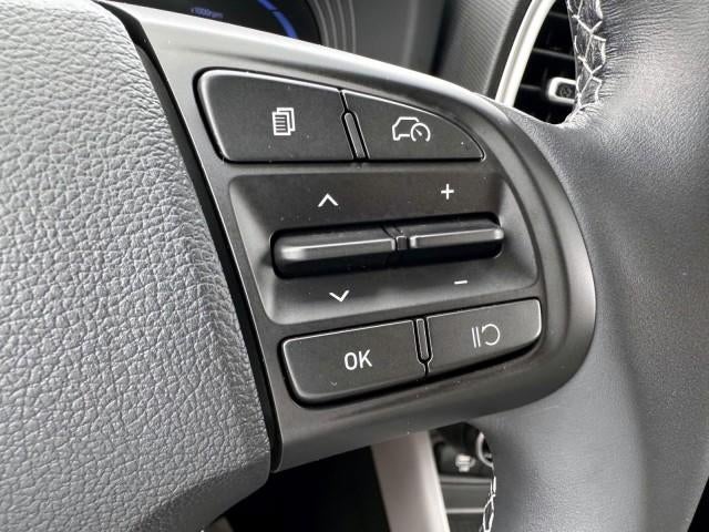 2024 Hyundai VENUE SEL IVT