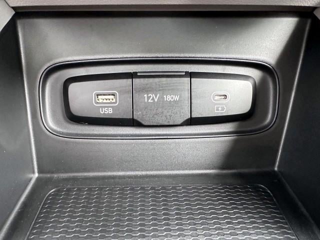 2024 Hyundai VENUE SEL IVT