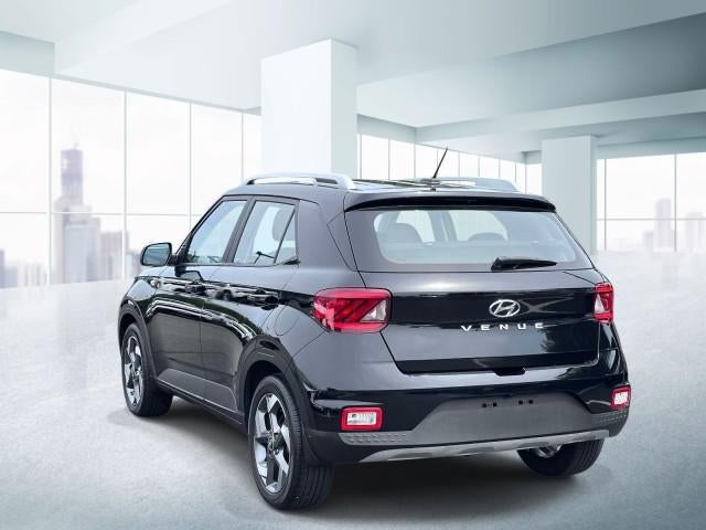 2024 Hyundai VENUE SEL IVT