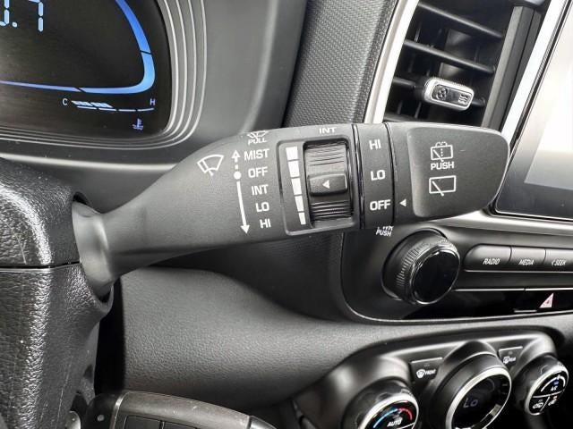2023 Hyundai VENUE SEL IVT