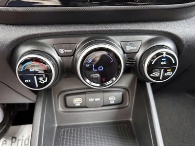 2023 Hyundai VENUE SEL IVT