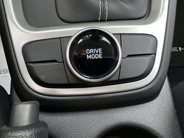 2023 Hyundai VENUE SEL IVT