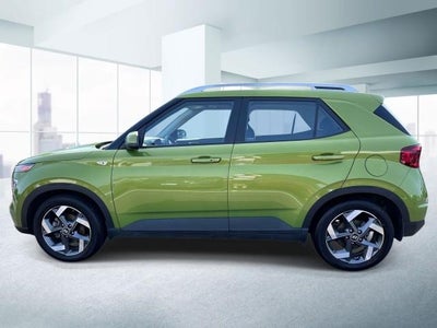 2024 Hyundai VENUE SEL IVT