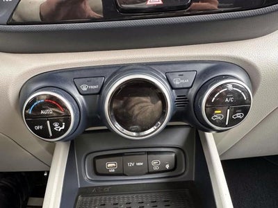 2024 Hyundai VENUE Limited IVT