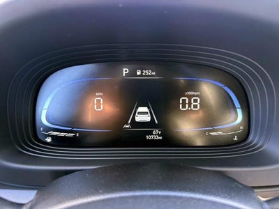 2025 Hyundai VENUE SEL IVT