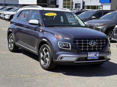 2023 Hyundai VENUE Limited IVT
