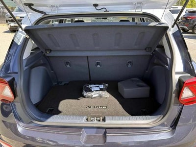 2023 Hyundai VENUE Limited IVT